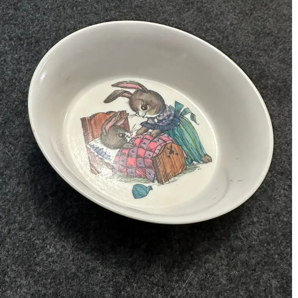 Vintage 60s Oneida Deluxe Storybook Bowl Peter Rabbit Mamma Bedtime #3242 SiLite